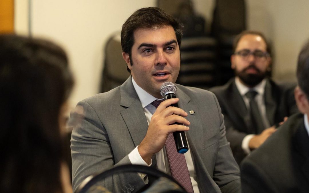 Franco Cartafina lidera debate  nacional sobre superendividamento